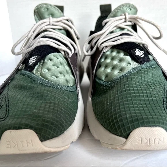 Nike Men’s Huarache-Type Size 13 - Picture 8 of 10